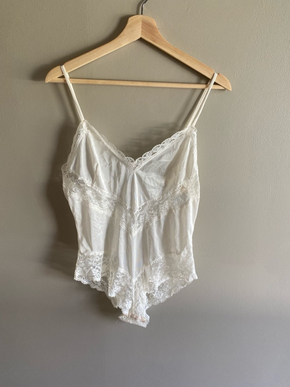 Vintage Delicate Lace-Trim‎ White Satin Chemise Bodysuit USA